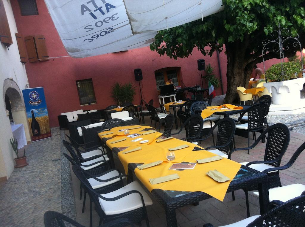 Agriturismo Al Casale คอ-ดรอยโป ภายนอก รูปภาพ