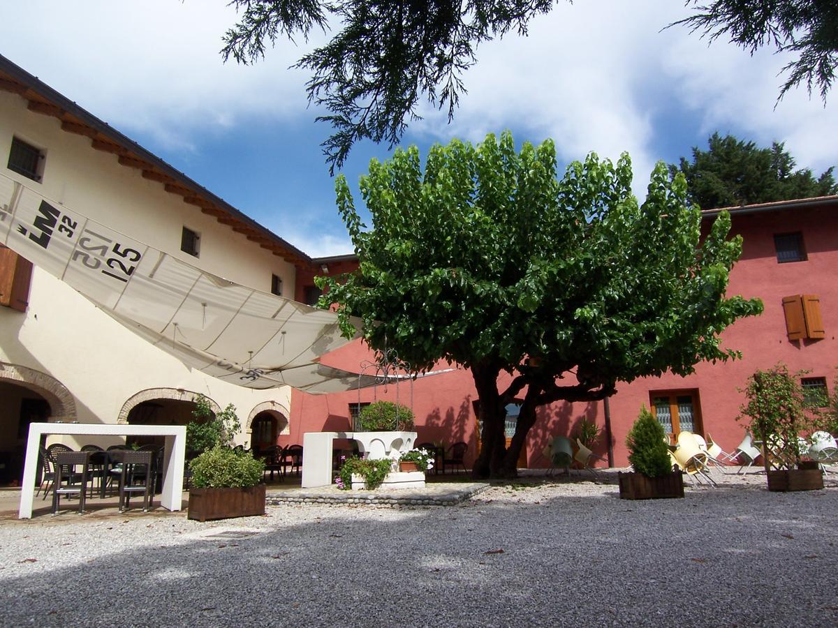 Agriturismo Al Casale คอ-ดรอยโป ภายนอก รูปภาพ
