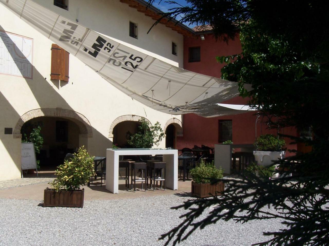 Agriturismo Al Casale คอ-ดรอยโป ภายนอก รูปภาพ