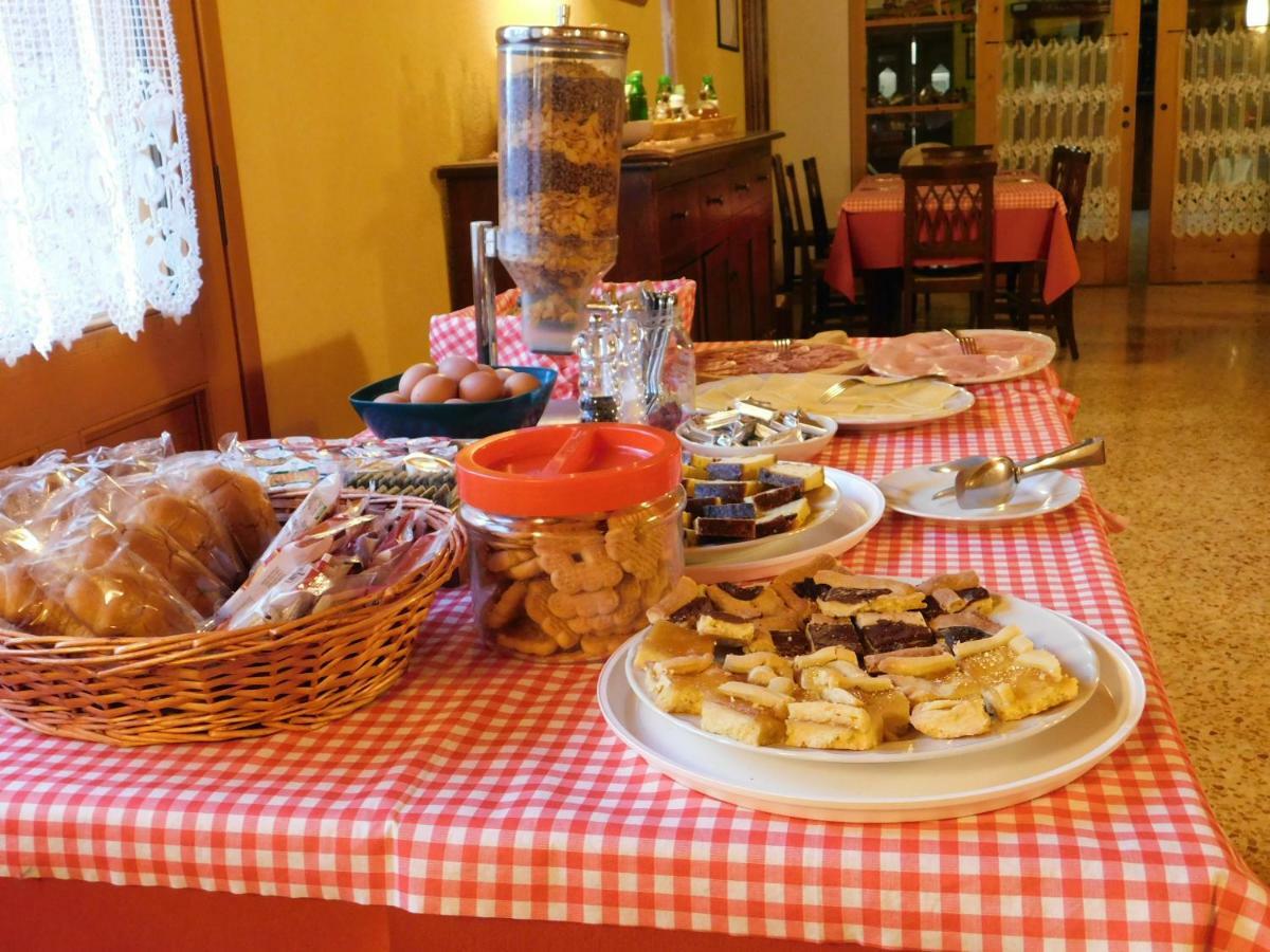 Agriturismo Al Casale คอ-ดรอยโป ภายนอก รูปภาพ